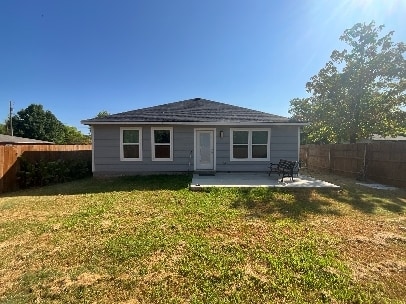 Photo - 504 Thomas St