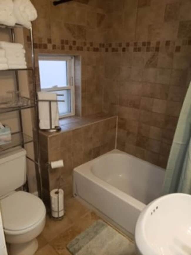 Photo - 32 Ferrin Pl Unit 32 Ferrin - Upper -  2