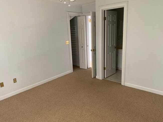 Photo - 600 Woodrow St