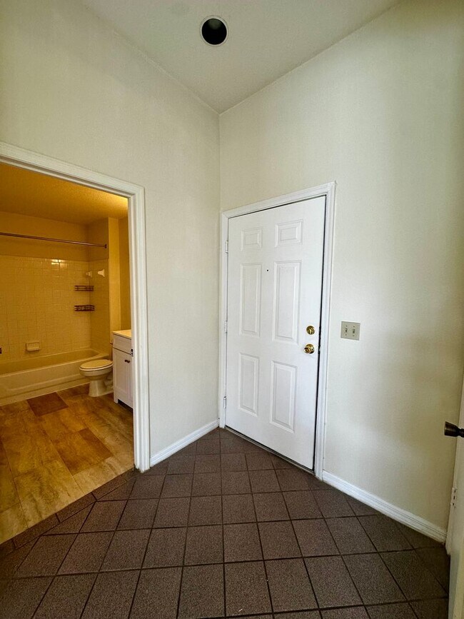 Photo - 7360 Westpointe Blvd Unit Westpointe  135