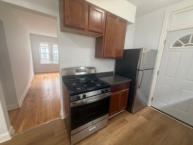 Photo - 7342 N Damen Ave Unit 2