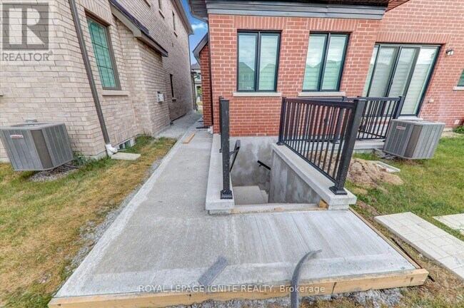 Photo - 17 Winthrop Cres