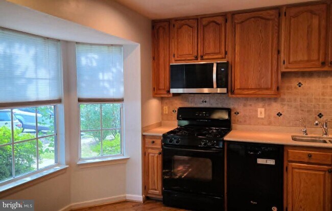 Building Photo - 16853 Capon Tree Ln