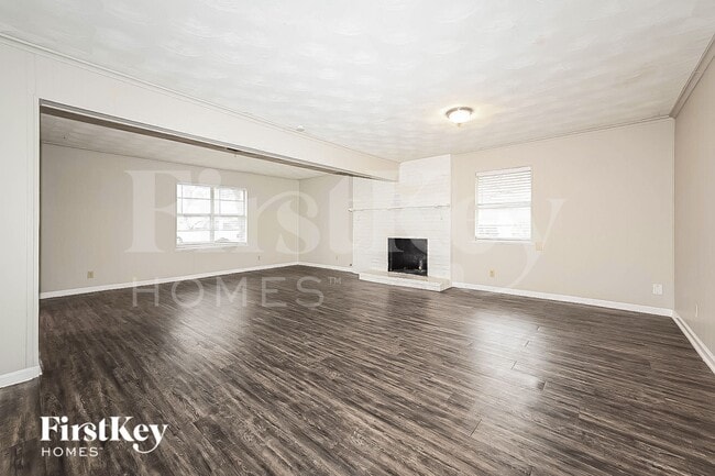 Photo - 3825 Tolbert St