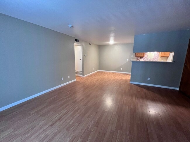 Photo - Large 3-bedroom 2 Bathroom in Robinwood! Unit 102