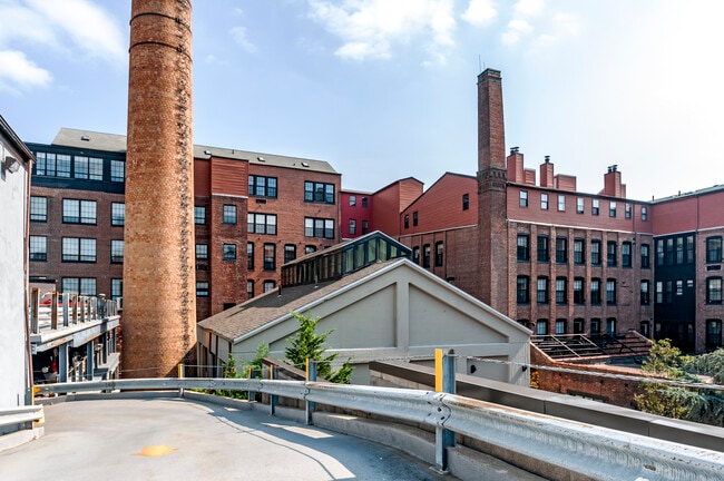 Grand Adams Apartments