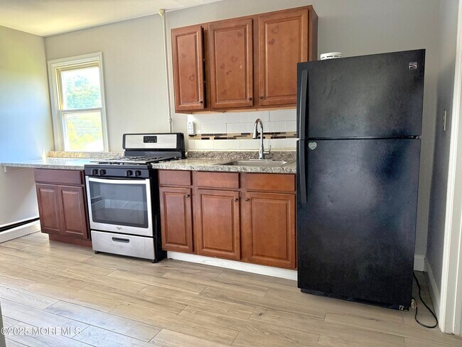 Photo - 152 Long Branch Ave Unidad 4