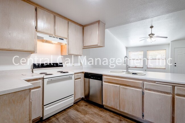 Photo - 4207 Eton St Unidad 2