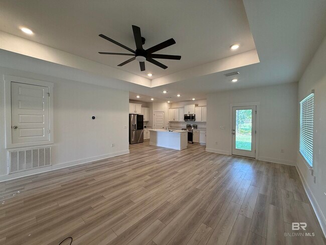 Photo - 16672 Prado Loop