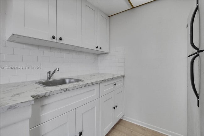 Building Photo - 2145 Pierce St Unit 418 Rental