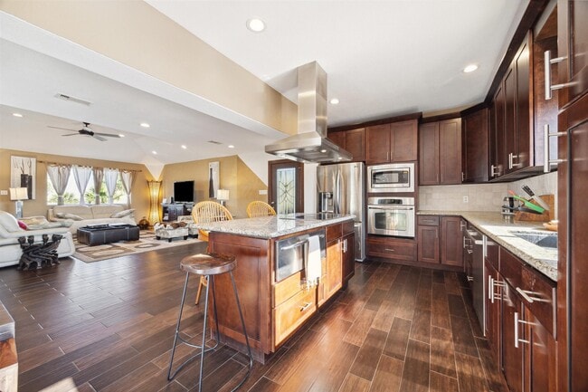 Photo - 410 Isles End Rd
