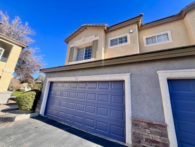 Photo - 1604 Queen Victoria St Unit 104