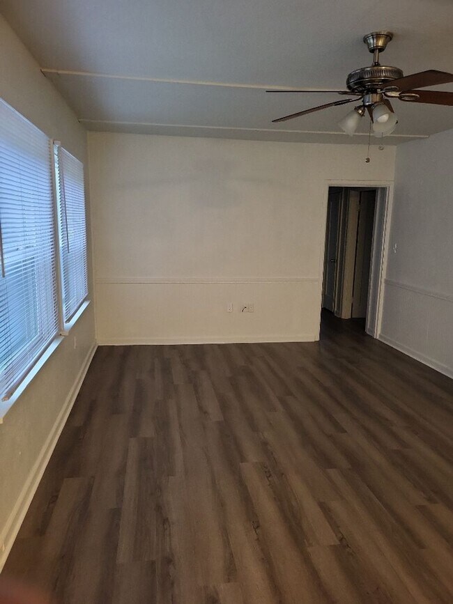 Photo - Charming Vintage Three Bedroom In Camas