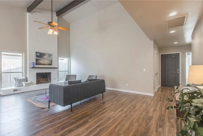 Photo - Beautifully Renovated 3BD/2BTH Home with Open Kitchen, Fireplace & Storm Shelter