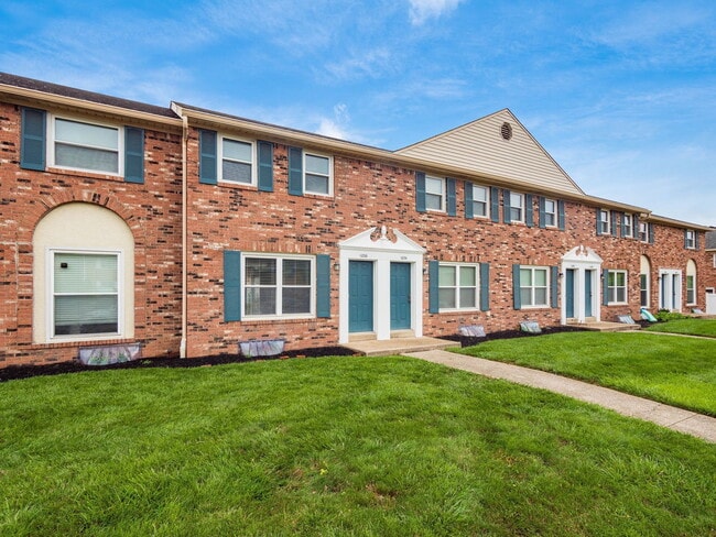 4493 Mobile Dr