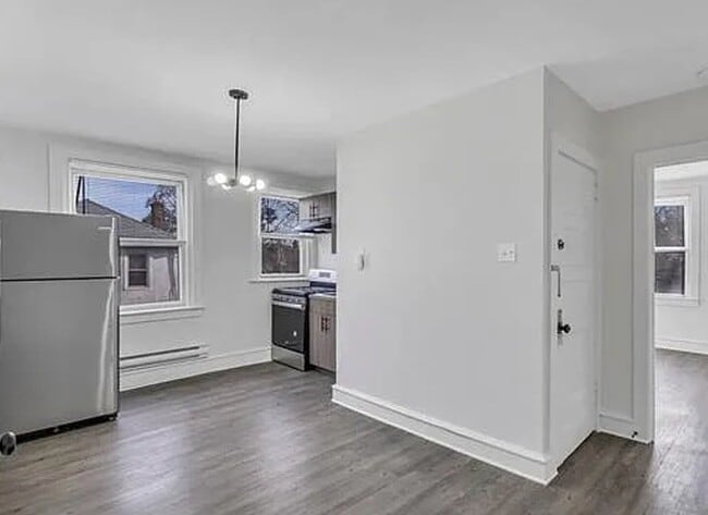 Photo - 409 Kerper St Unit Apt. B