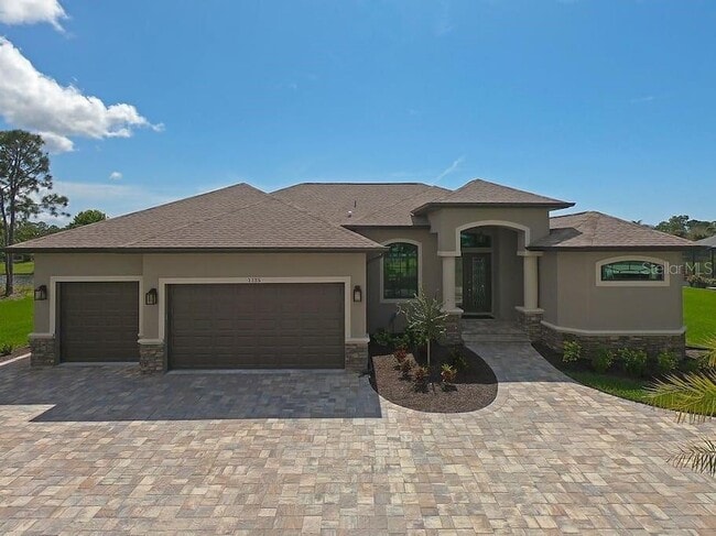 Building Photo - 1125 Rotonda Cir Rental