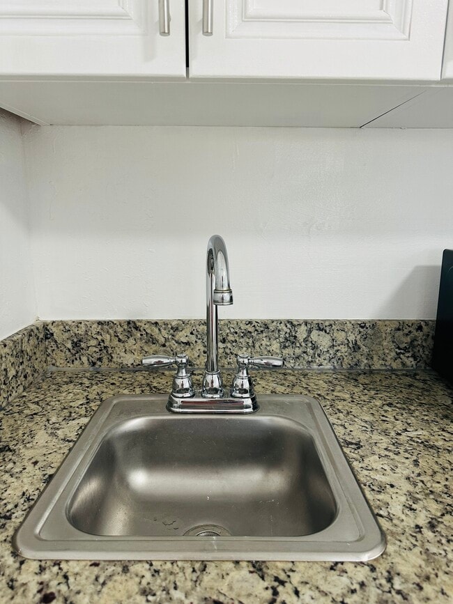 Photo - 14945 SW 38th St