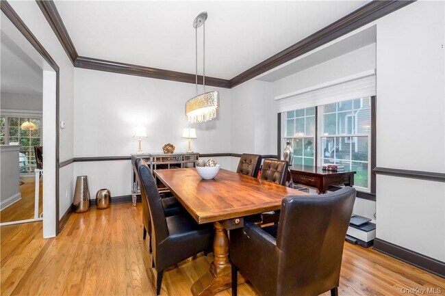 Photo - 7 Hopkins Ln