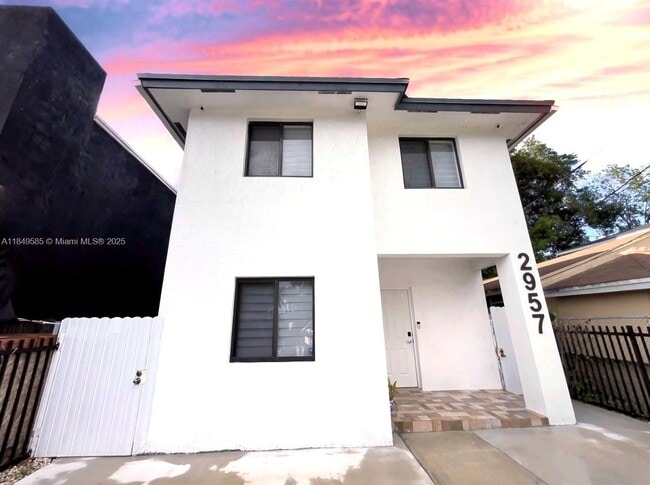 Building Photo - 2957 NW 45th St Rental