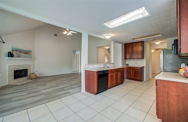 Photo - 15103 Petal Rose Ct