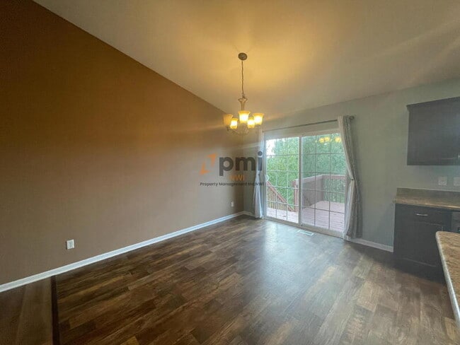 Photo - 10880 Mississippi St