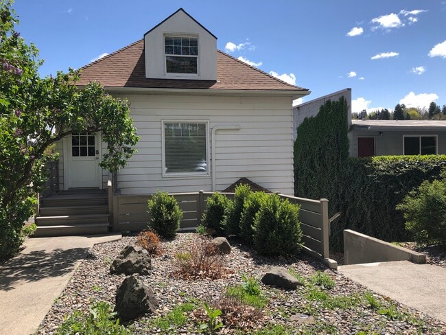 Photo - 120 NW State St Unit 120