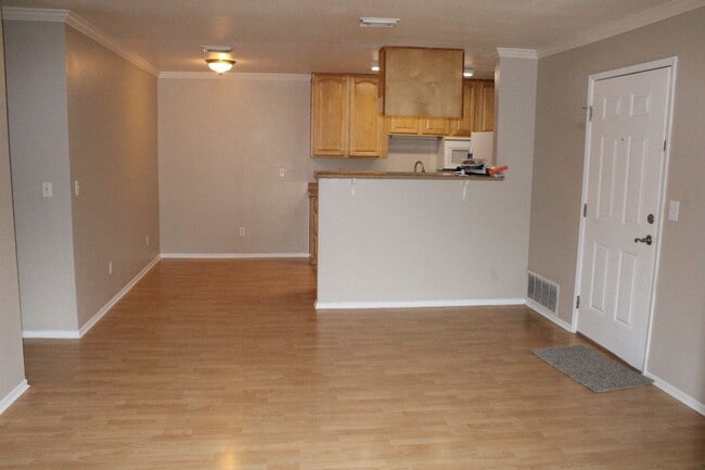 Photo - Updated, Upstairs 2 Bedroom, 2 Bathroom Co... Condo