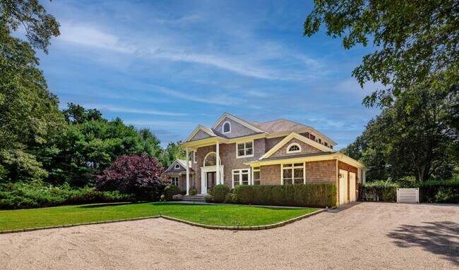 Photo - 360 Canoe Pl Rd