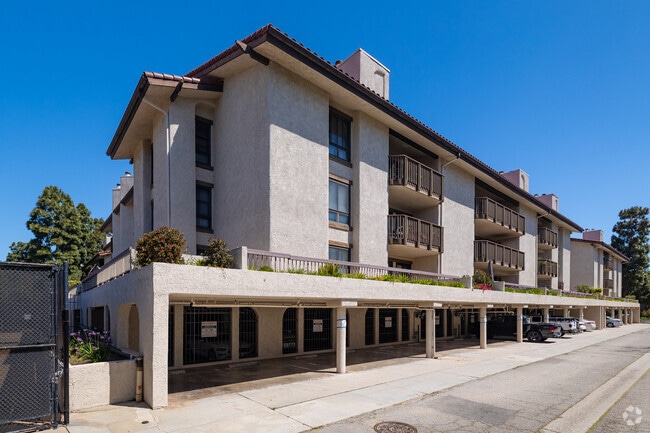 8515-8601 Falmouth Ave - Villas Del Rey