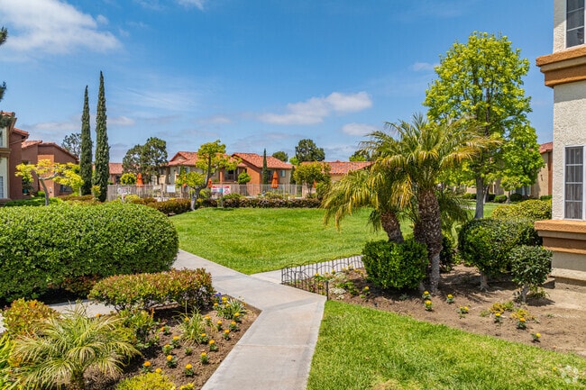 Building Photo - Riverview Springs Rental