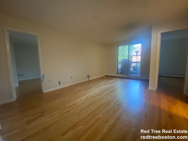 Photo - 142 Kenrick St Unit 3