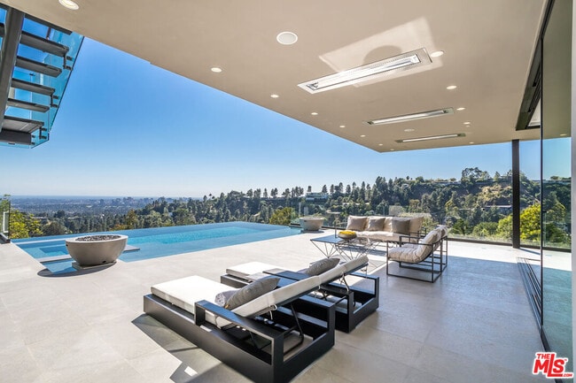 Photo - 9406 Lloydcrest Dr