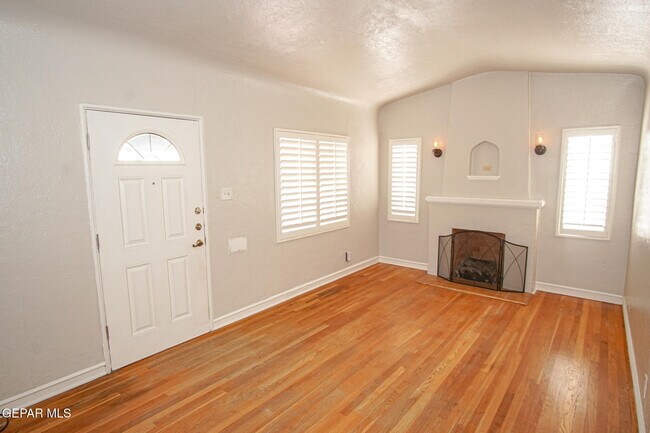 Photo - 3515 Okeefe Dr