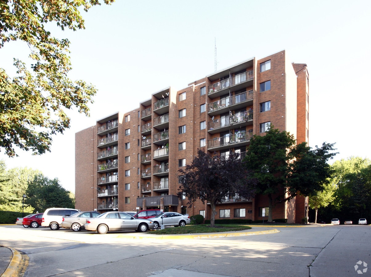 Photo - William Presser Tower Apartments