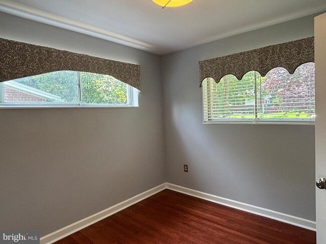 Photo - 3913 Parsons Rd