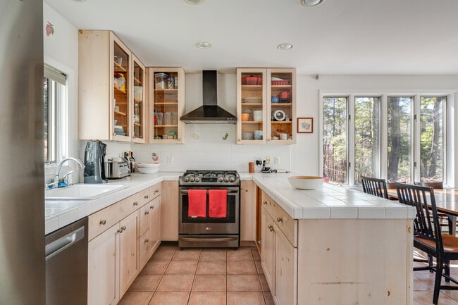 Photo - 74 Mt Guardian Rd