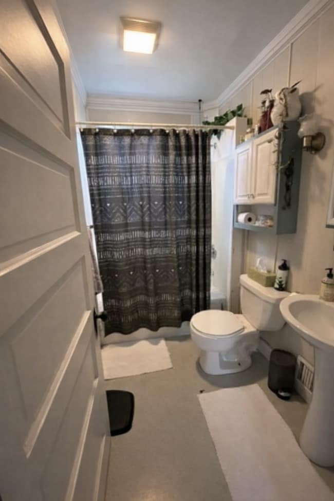 Photo - 215 Center St Unit 215