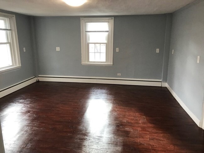 Photo - 176 Plymouth St Unidad 2