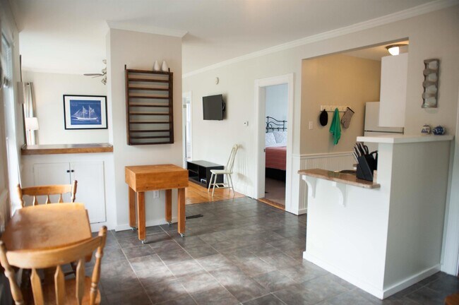 Photo - 90 Longwood Ave Unit 1