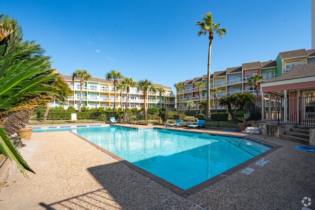 Building Photo - Oceanfront Lofts