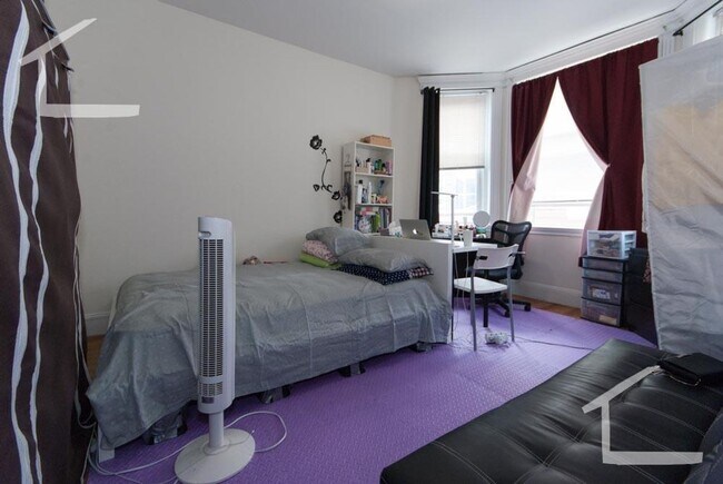 Photo - 1312 Commonwealth Ave