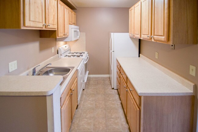 Kitchen - Maple Second