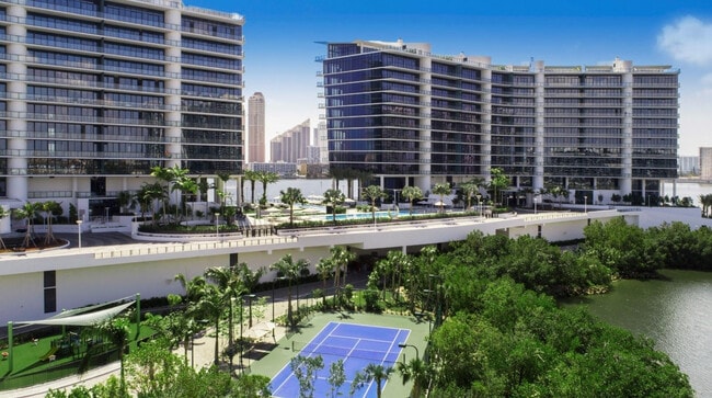 Photo - 5500 Island Estates Dr Unit 704