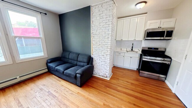 Photo - 305 Cator Ave Unit 1f