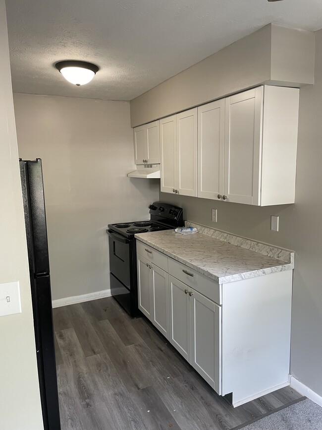 Photo - 1829 Miles Ave NW Unidad 12