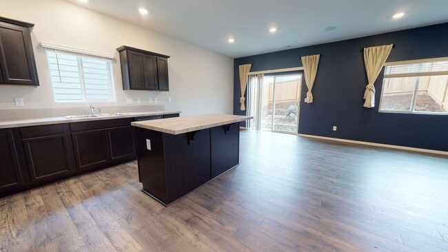 Photo - Large 3 Bedroom off of McWilliams, close to Silverdale & Bases. Available for Rent!