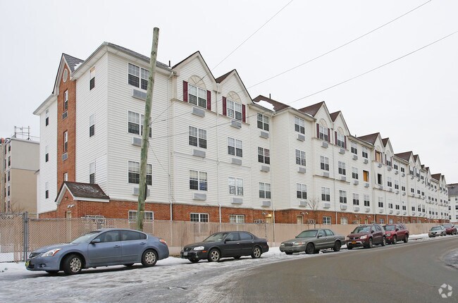 Photo - 1426 Loring Ave