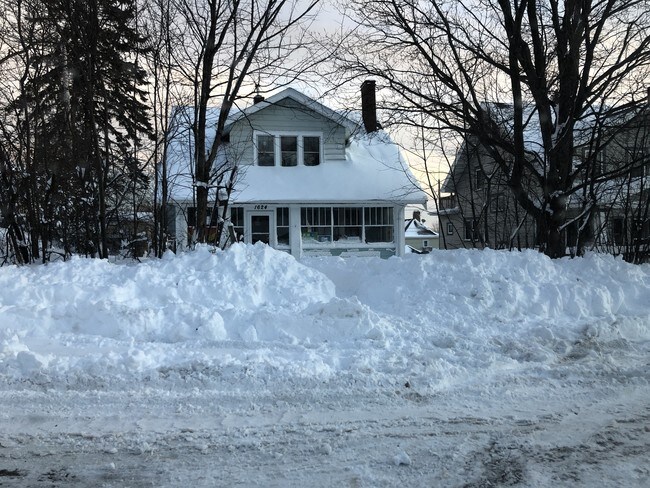 Photo - 1624 E 5th St