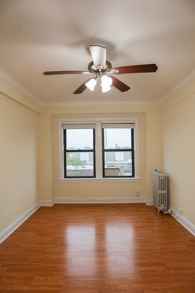 Building Photo - 6233 N Winthrop Ave Unit #604 Rental